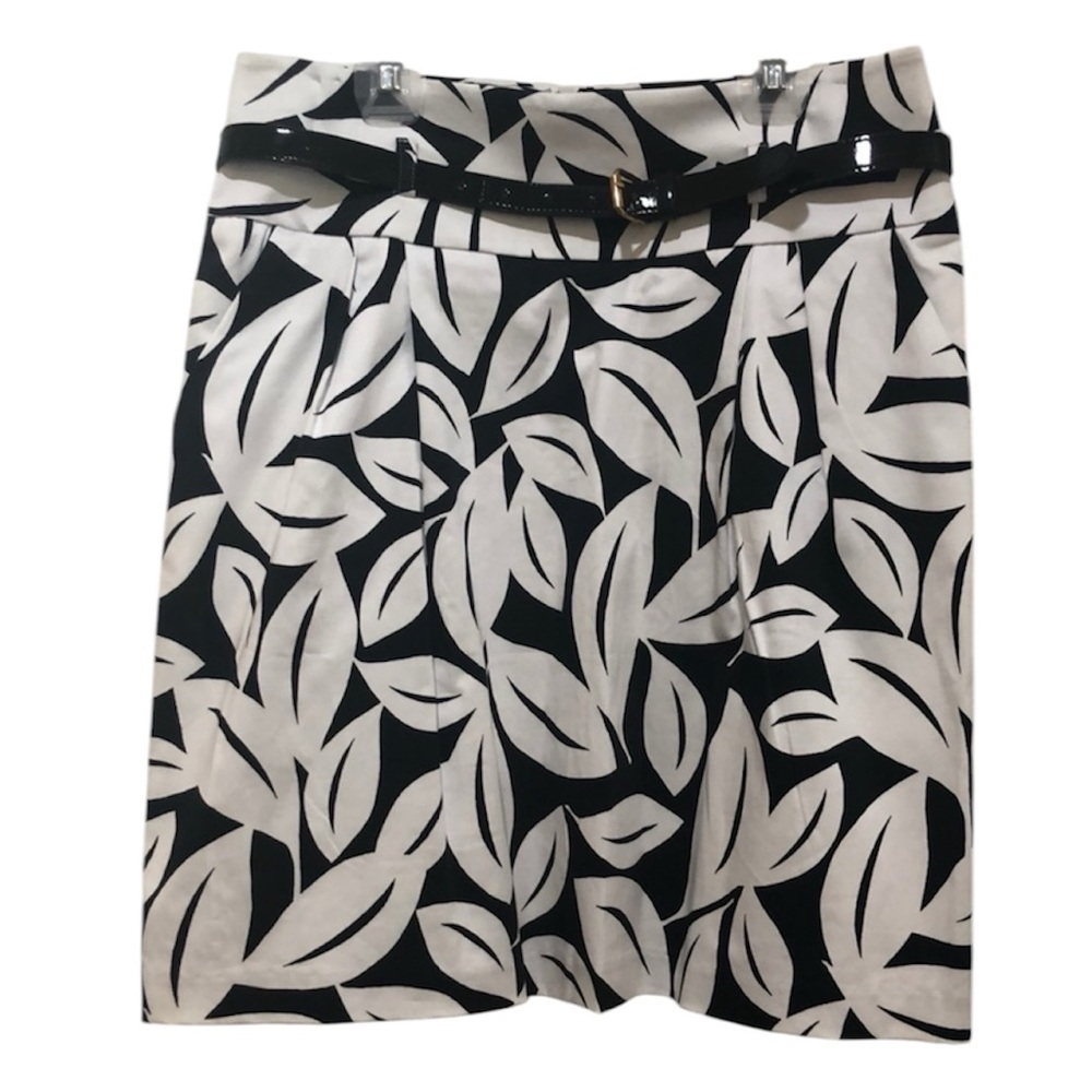 NY & Company | EUC Belted Leaf Print A-Line Skirt